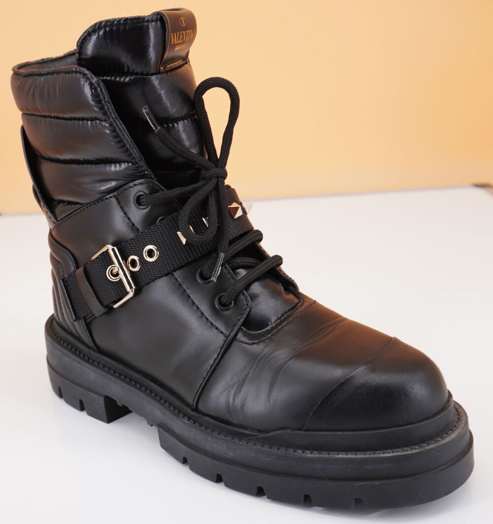 Valentino Rockstud Combat Ankle Boots Size 36.5 black Leather $1390 Lug